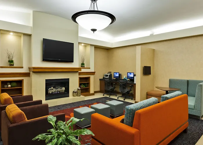 By Marriott Chicago Naperville/warrenville 3*