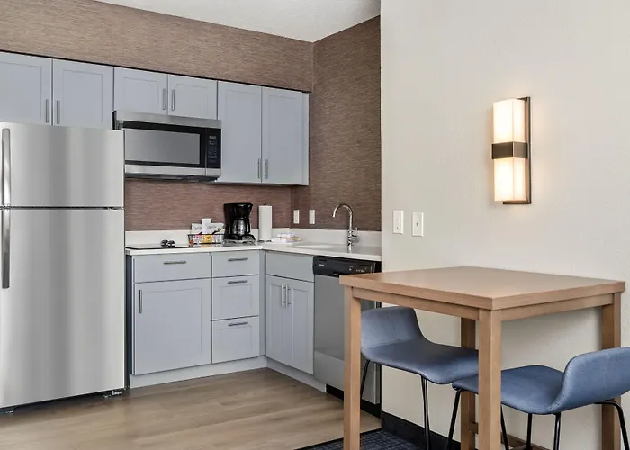 Hotel By Marriott Chicago Naperville/warrenville 3*